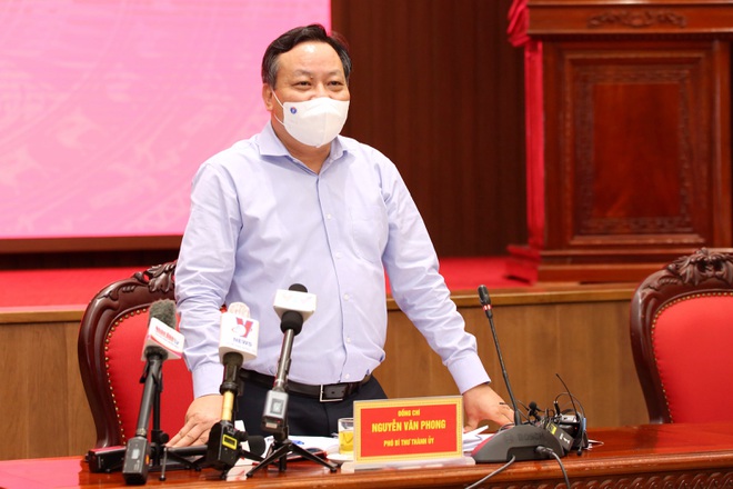 Hà Nội: Học sinh sẽ đến trường sau khi tiêm phủ 2 mũi vắc xin cho người dân - 1