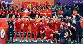 Futsal Việt Nam thi đấu kiên cường: Cố gắng hết sức, tại sao phải cúi đầu?