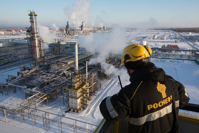 Bị cấm vận, đại gia dầu mỏ Nga xoay tiền bằng trái phiếu đồng nhân dân tệ - 1
