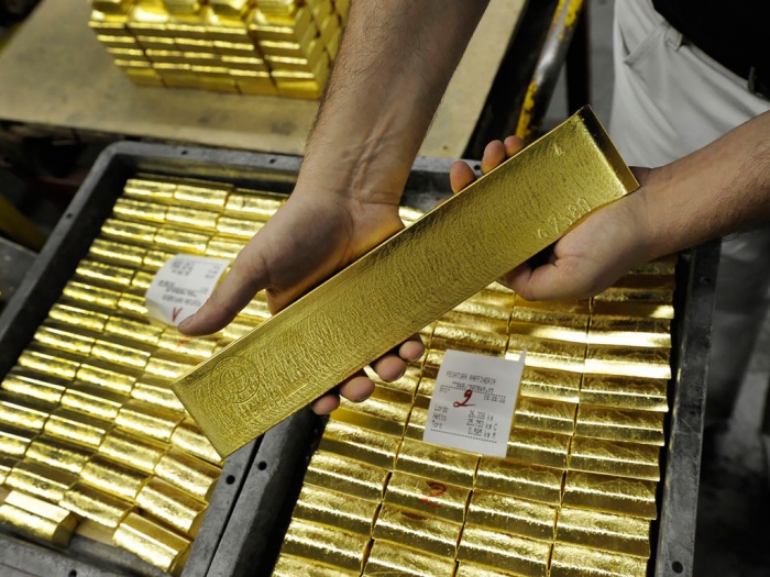Giá vàng hôm nay 3/1: Tăng sốc từ đỉnh, hướng mốc 1.300 USD/Ounce, chênh lệch còn 0,68 triệu