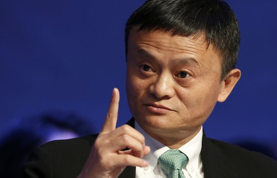 CEO Jack Ma từ bỏ quyền sở hữu các tổ chức của Alibaba