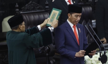 Tổng thống Indonesia tuyên thệ nhậm chức nhiệm kỳ hai