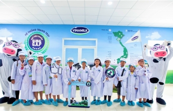 Chương trình Sữa học đường chính thức đến với học sinh tỉnh Vĩnh Long