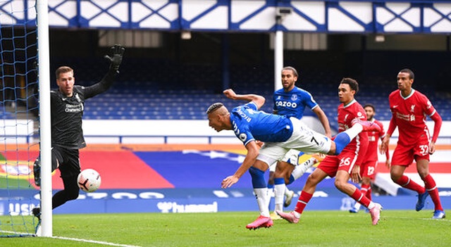 Everton 2-2 Liverpool: Màn rượt đuổi quyết liệt - 6