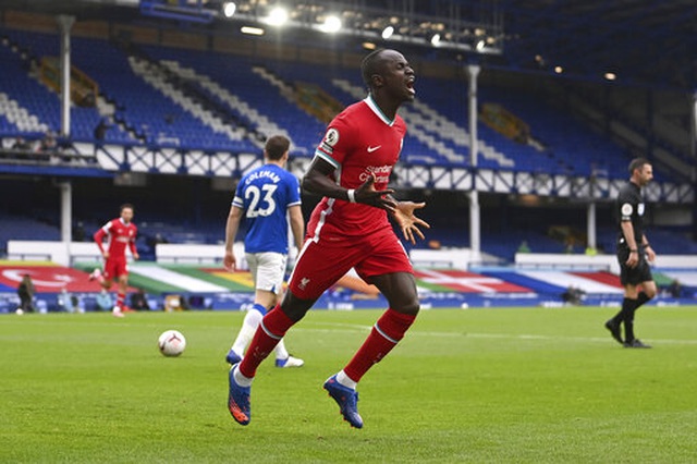 Everton 2-2 Liverpool: Màn rượt đuổi quyết liệt - 15