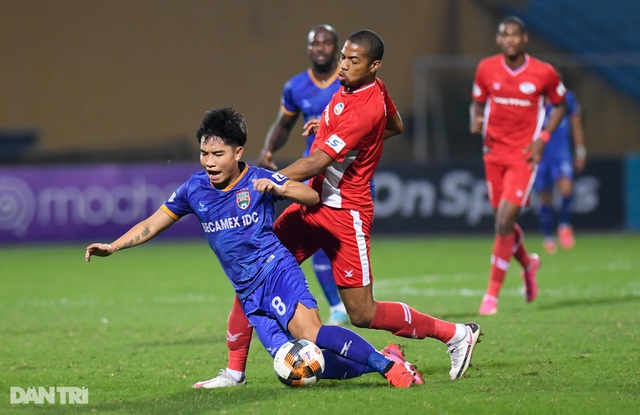 Thắng Bình Dương, CLB Viettel giữ ngôi đầu bảng V-League - 5