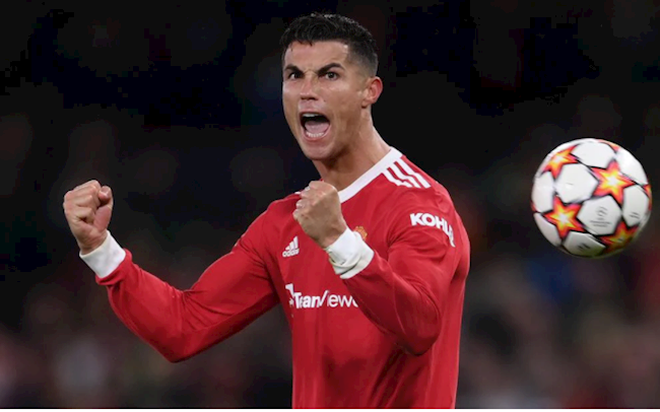 C.Ronaldo biến hóa, trở thành con dao găm của Man Utd - 1