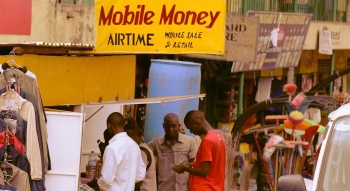 Mobile Money: "Thần đèn" giúp hàng triệu người châu Phi thoát nghèo