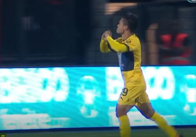 Quang Hải lên tiếng sau khi ghi bàn thắng lịch sử ở Pau FC - 1