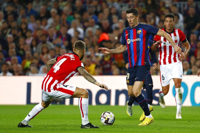 Lewandowski lập công, Barcelona thắng đậm Bilbao - 3