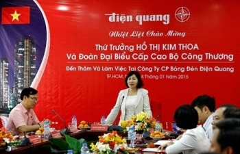Cổ phiếu Điện Quang sụt mạnh sau cú rút vốn của bà Kim Thoa