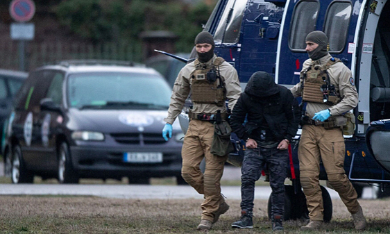 Đức bắt ba nghi phạm âm mưu đánh bom