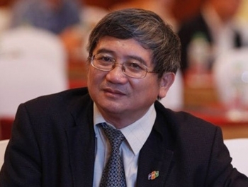 Cổ phiếu FPT tăng phi mã, “lão tướng” Bùi Quang Ngọc tính bán thu về hàng trăm tỷ đồng