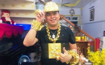 Truy tố Phúc XO - người đeo nhiều vàng nhất Việt Nam