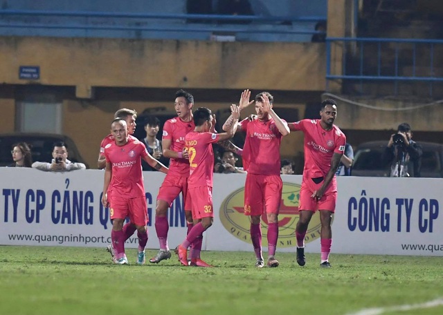 Hà Nội FC 4-2 Sài Gòn FC: Mưa bàn thắng ở Hàng Đẫy - 17