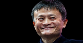 Jack Ma khuyên "20 tuổi đi làm thuê, 30 tuổi theo đuổi đam mê và 40 tập trung chuyên môn”