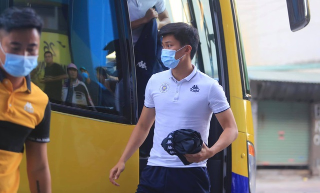 Thắng đậm Than Quảng Ninh, CLB Hà Nội về nhì tại V-League 2020 - 19