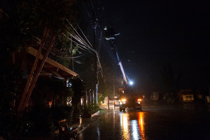 Người làm điện Quảng Nam trong mùa bão lũ