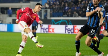 C.Ronaldo tiếp tục phá vỡ các kỷ lục sau cú đúp bàn thắng vào lưới Atalanta