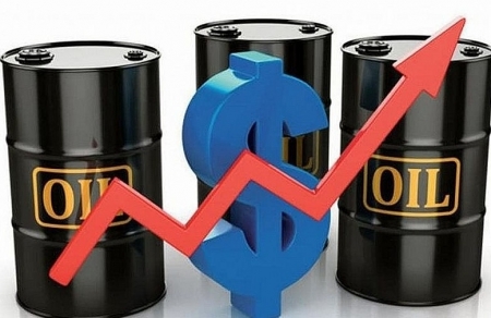 Giá dầu thô tăng mạnh, Brent lên mức 83,67 USD/thùng