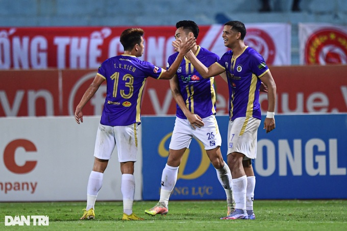 Thắng Viettel, CLB Hà Nội tiến dần ngôi vô địch V-League - 5