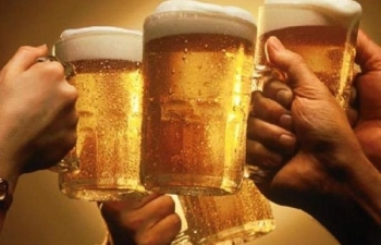 Dân Việt “vô địch” uống bia còn tỷ phú Thái đã có thêm 1.700 tỷ đồng trong 1 ngày