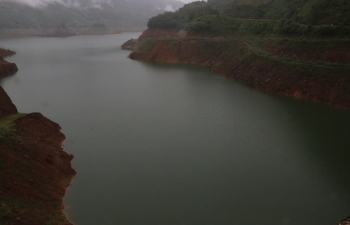 Thủy điện miền Trung - Tây Nguyên “khát nước”: Ưu tiên cung cấp đủ nước cho hạ du