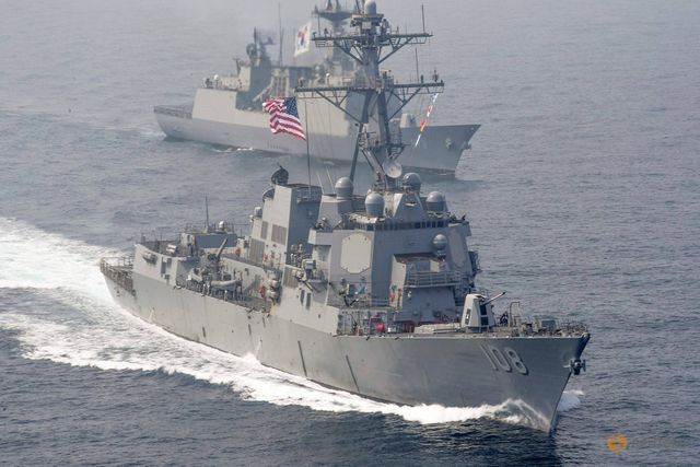 Liên tiếp đưa tàu tới Biển Đông, Mỹ gửi thông điệp cứng rắn tới Trung Quốc
