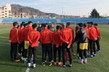 U23 Việt Nam tập buổi đầu tiên tại Hàn Quốc