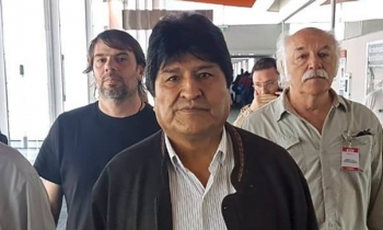 Bolivia sắp phát lệnh bắt Morales