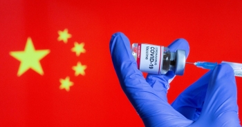 Phương Tây vượt trội Trung Quốc trong cuộc đua vắc xin Covid-19