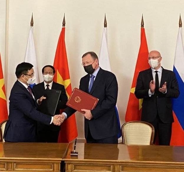Petrovietnam ký Bản ghi nhớ hợp tác với Công ty dầu khí Zarubezhneft