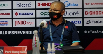 HLV Park Hang Seo: "Malaysia bổ sung cầu thủ vì Covid-19 là không hợp lý"