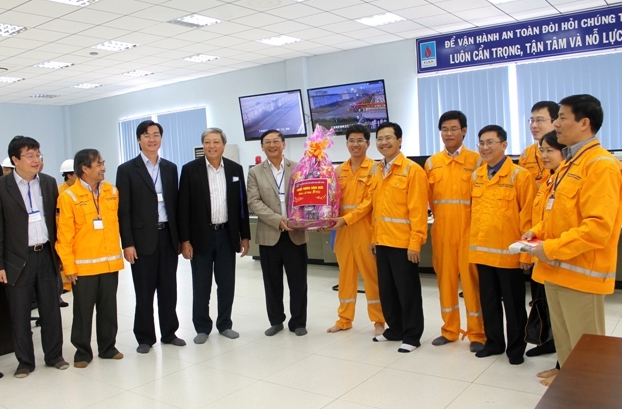 PVN và Công đoàn Dầu khí Việt Nam chúc tết cụm Khí - Điện - Đạm Đông Nam Bộ