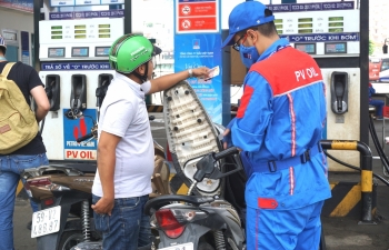 PVOIL điều chỉnh giá bán lẻ xăng, dầu từ 15h chiều nay (ngày 7/7)