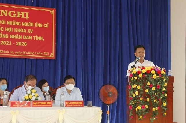 Đồng chí Lê Mạnh Hùng tiếp xúc cử tri tỉnh Cà Mau