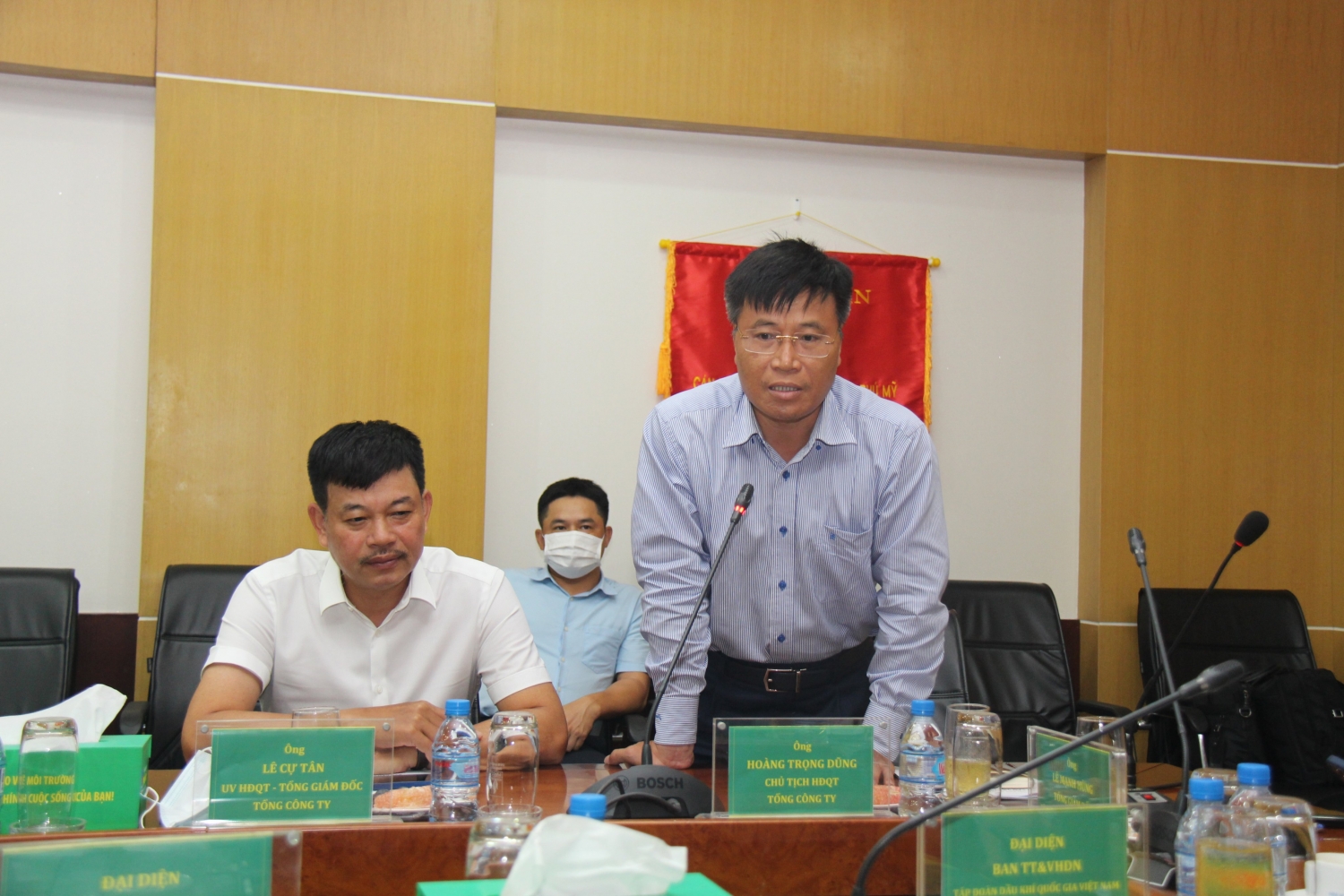Tổng Giám đốc Petrovietnam Lê Mạnh Hùng kiểm tra công tác BDTT Nhà máy Đạm Phú Mỹ và làm việc với PVFCCo