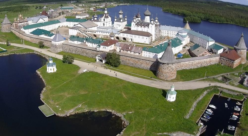 Những địa điểm du lịch đẹp như trong cổ tích ở Nga