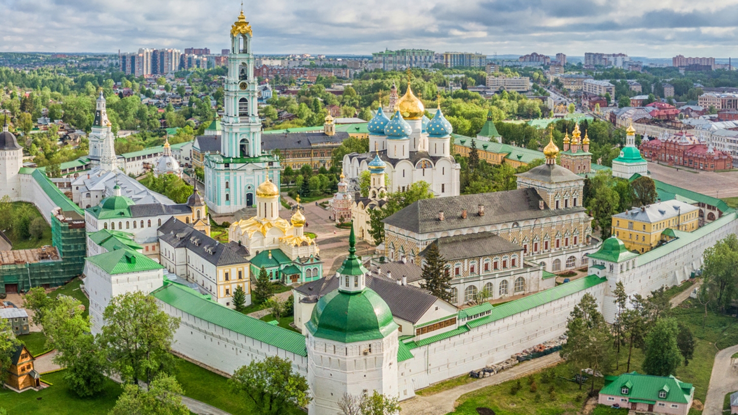 Những địa điểm du lịch đẹp như trong cổ tích ở Nga