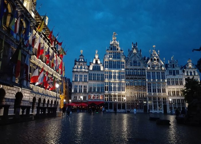 Dạo quanh 6 thành phố du lịch xinh đẹp của nước Bỉ