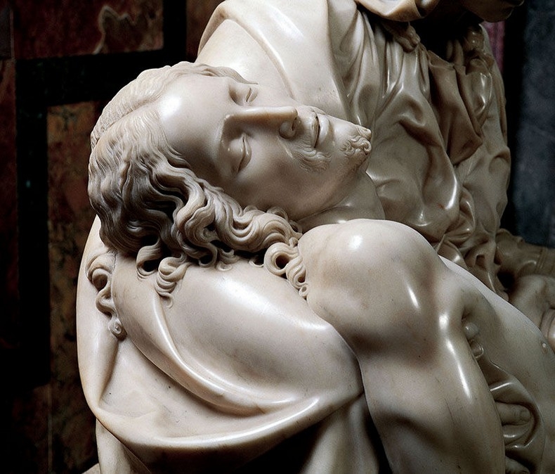 Pietà - Kiệt tác điêu khắc đẹp nhất của Michelangelo