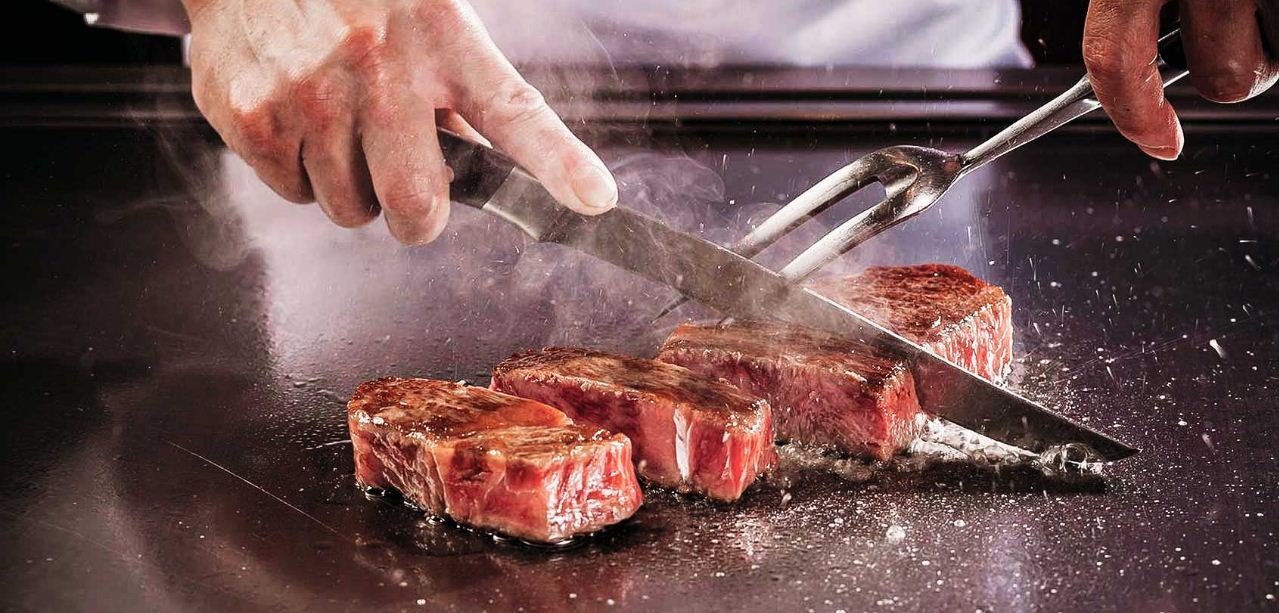 Tại sao thịt bò Kobe Wagyu lại đắt? Khám phá cuộc sống 