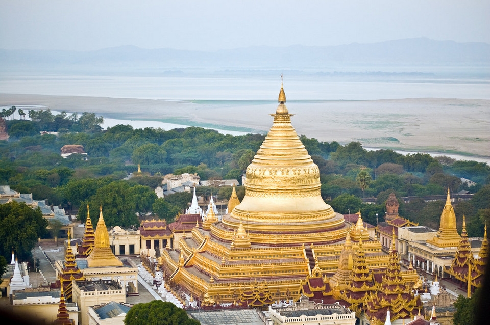 Đến Shwezigon: Ngôi chùa dát vàng đầu tiên và linh thiêng nhất ở Myanmar
