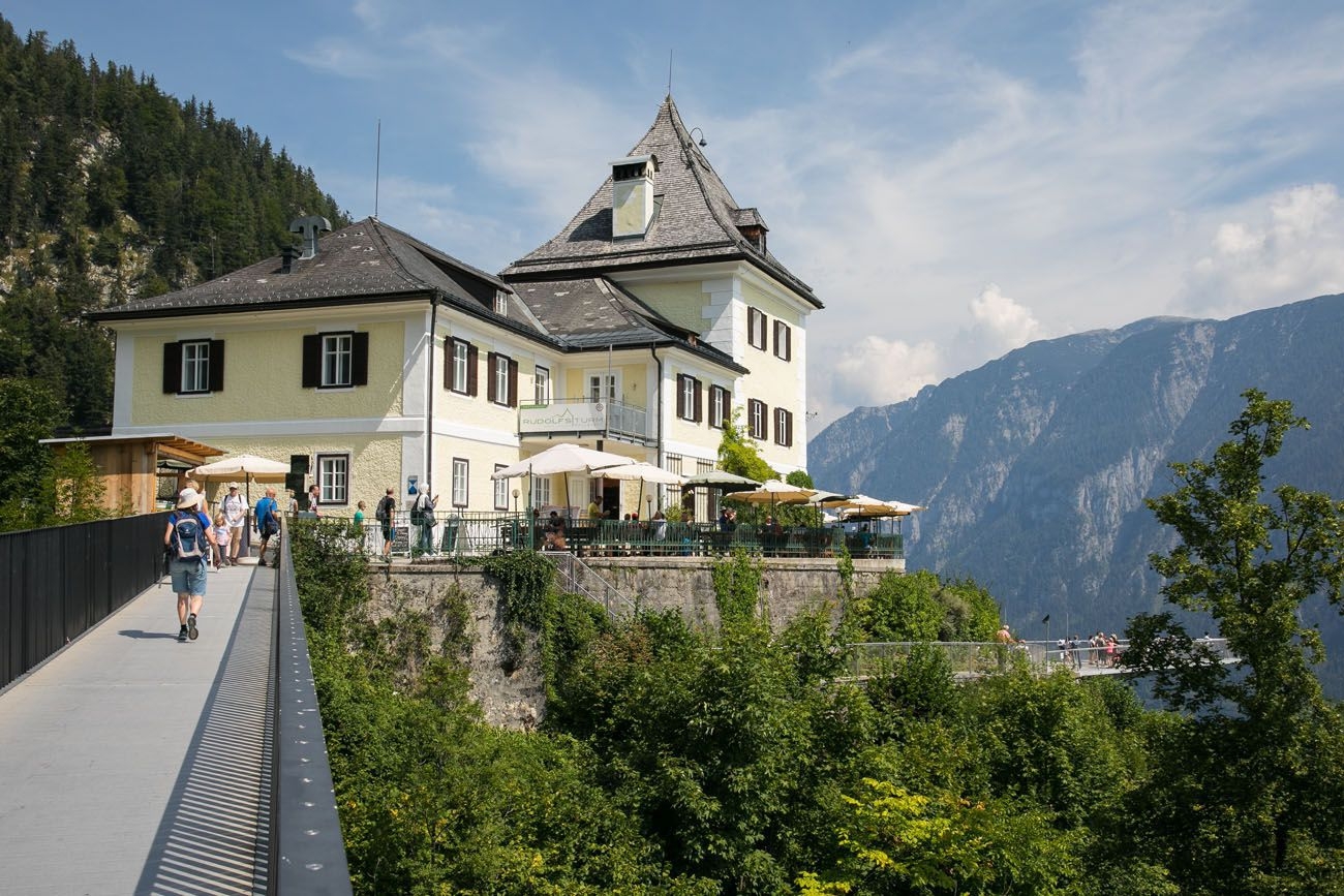 Thăm ngôi làng cổ Hallstatt - Di sản văn hóa 7.000 năm của nước Áo