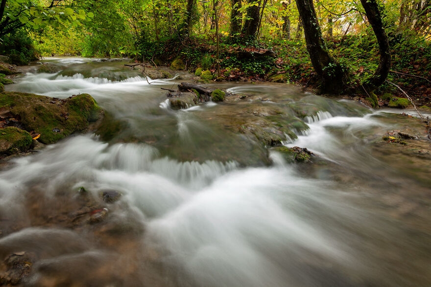 Ngắm nhìn vẻ đẹp mê hoặc của hồ Plitvice, Croatia