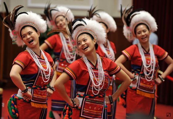 Những "Tây Lương nữ quốc"  ngoài đời thực nơi đàn ông chỉ có giá trị duy trì nòi giống