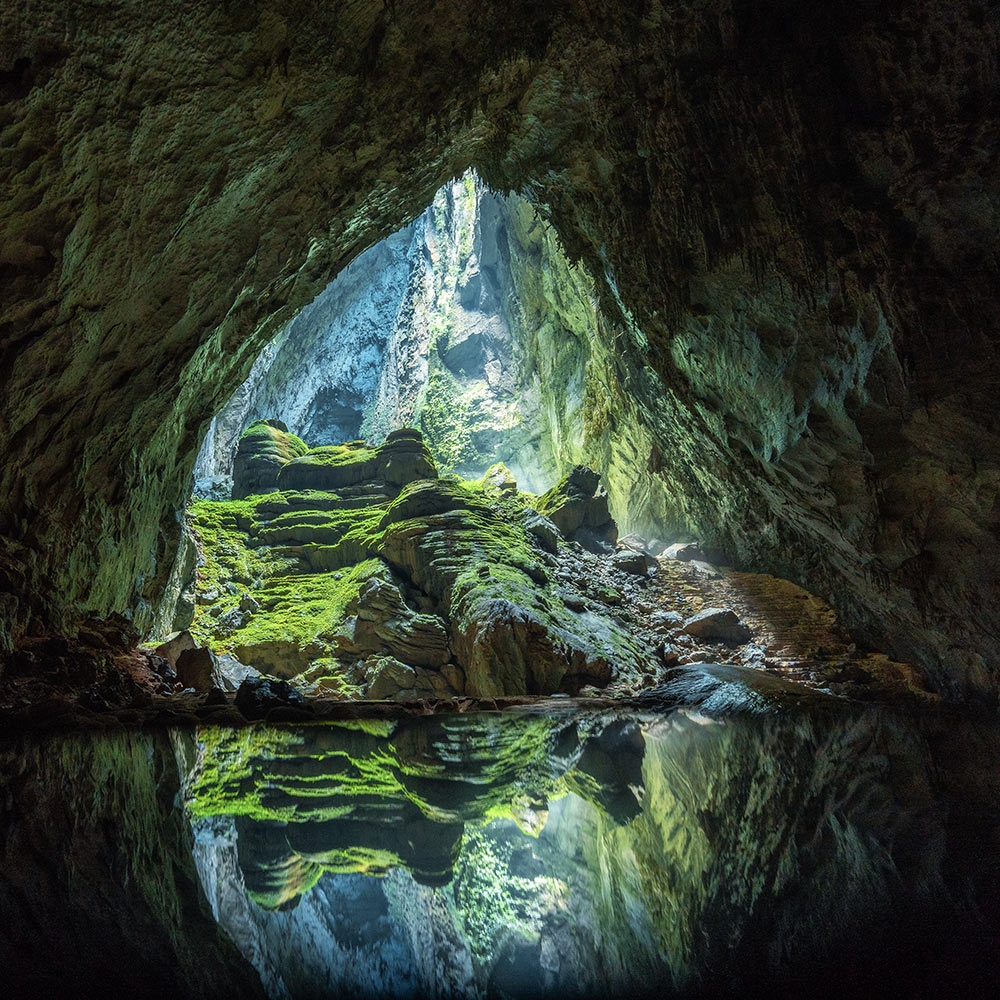 Ngỡ ngàng với những hang động tự nhiên đẹp nhất thế giới, trong đó có Sơn Đoòng của Việt Nam