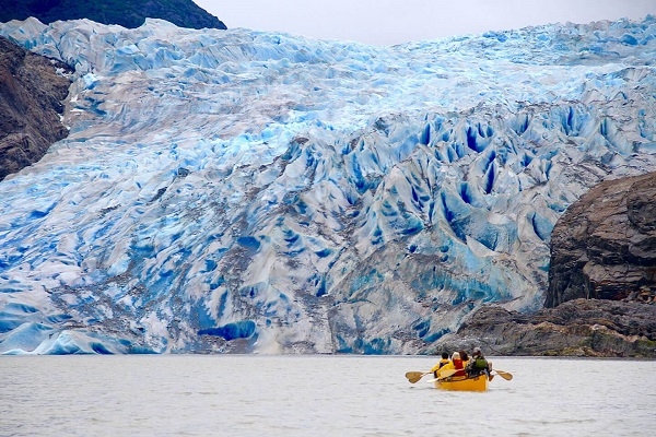 Hòa mình vào thiên nhiên tươi đẹp của vùng đất Alaska