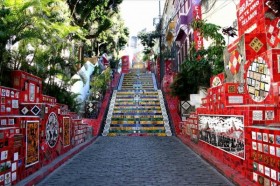 Không gian đẹp trên đường phố: Bậc thang sắc màu cho thành phố thêm xinh