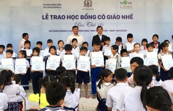Học bổng Cô giáo Nhế - Nối gần những giấc mơ cho học trò nghèo vùng cù lao Long Khánh, Đồng Tháp